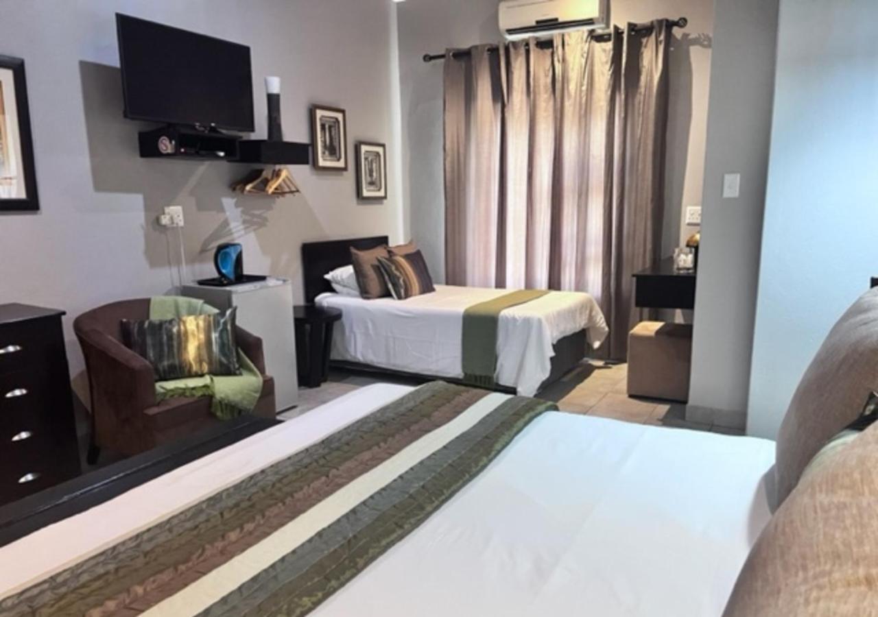말로스 파크 투라코 로지 B&B 외부 사진